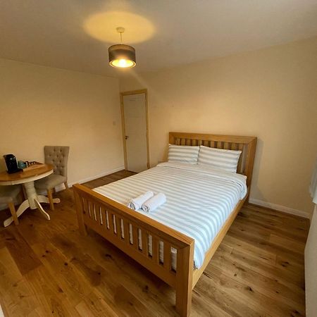 Daisy Apartamento Whetstone Exterior foto