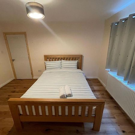 Daisy Apartamento Whetstone Exterior foto
